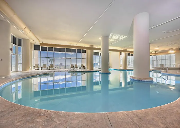Phoenix Gulf Towers 2106 Apartment