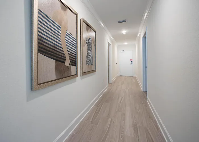 Phoenix Gulf Towers 2106 Apartment